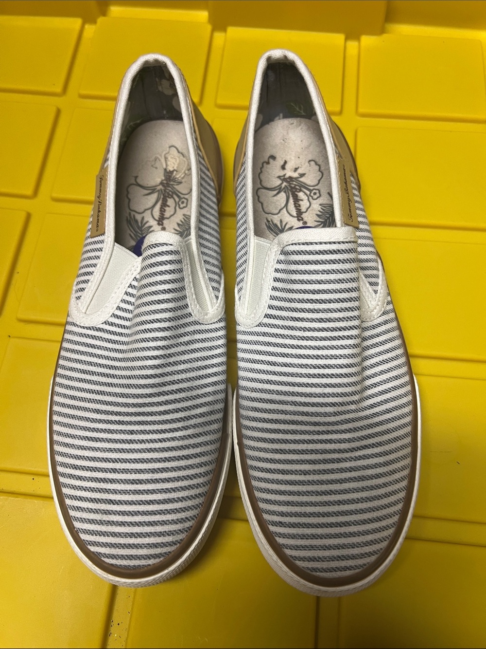 Tommy Bahama White & Navy Striped Slip-On Loafers 8.5